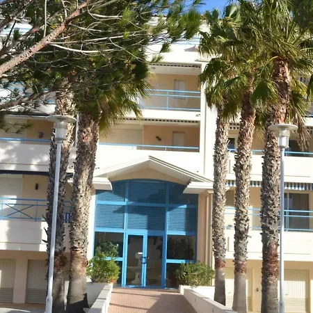 2 Pieces Avec Terrasse, 5 Couchages, - Fr-1-251-227 * 르 라방두