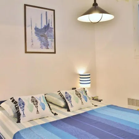 Appartement 2 Pieces Avec Terrasse, 5 Couchages, Le Lavandou - Fr-1-251-227 Apartment Le Lavandou