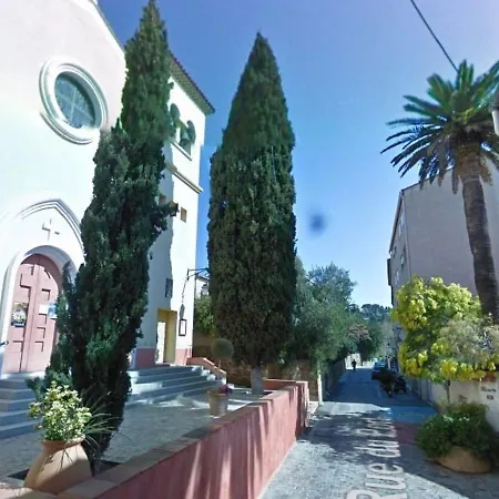 Le Lavandou, 2 Pièces, 4 Personnes - Fr-1-251-227 *